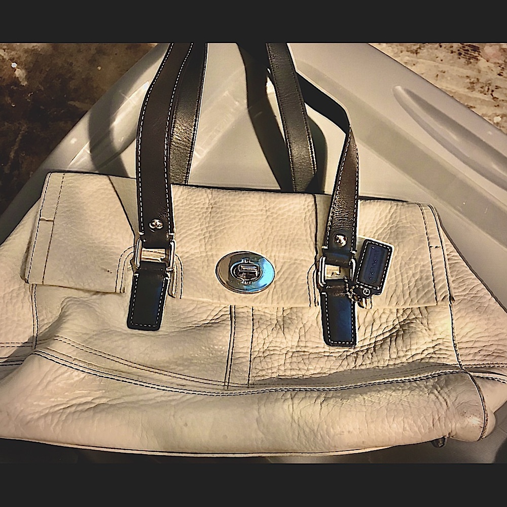 Authentic Coach Ivory handbag